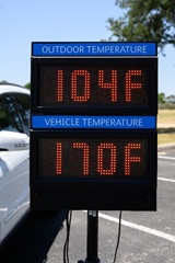 San Antonio summer temperature reader